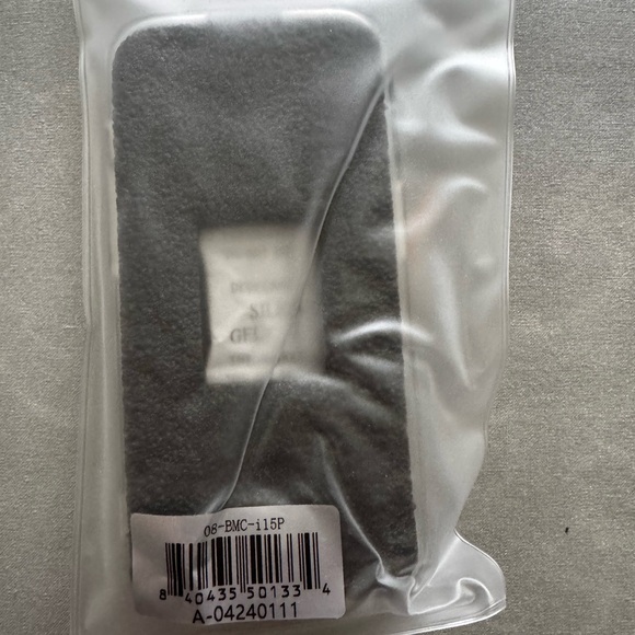 Walli Blooming Check purse Phone Case IPhone 15 Pro. Sealed in package. - Picture 5 of 5